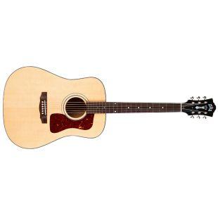 D-40 Traditional Dreadnought Acoustic Guitar in Natural finish 