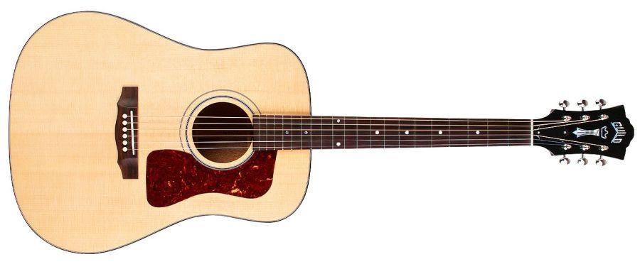 D-40 Traditional Dreadnought Acoustic Guitar in Natural finish 