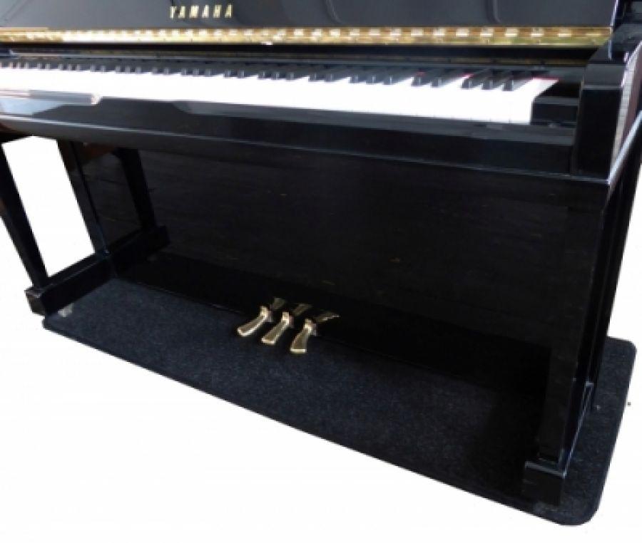 Heat Resistant Piano Carpet in Black