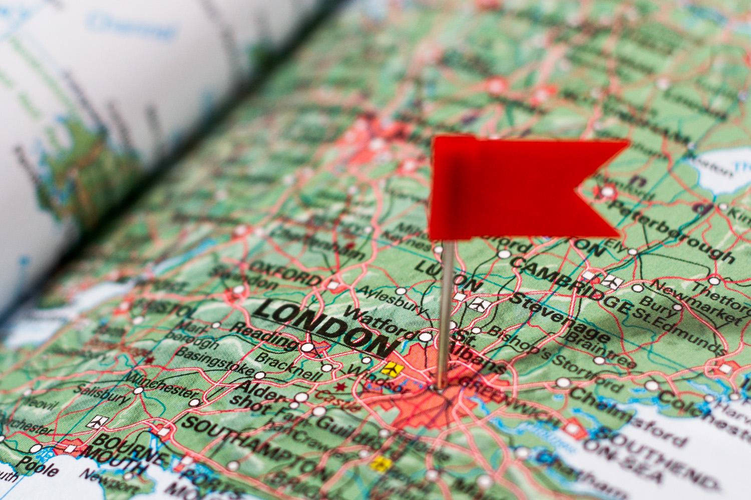 Photo of a printed atlas showing London