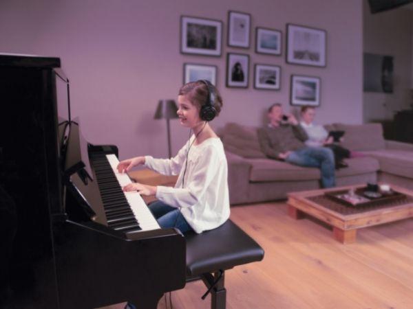 Digital Pianos